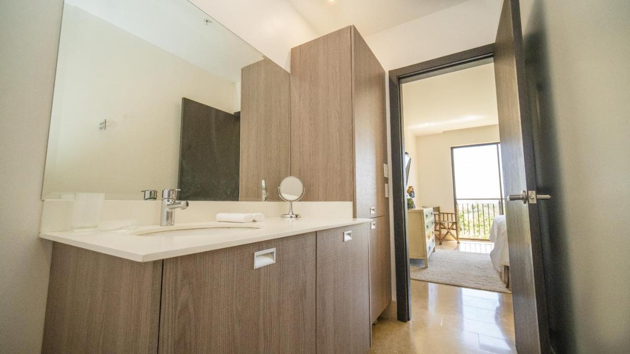 Roble Sabana 105 Luxury Apartment - Reserva Conchal Плайя Кончал Екстериор снимка
